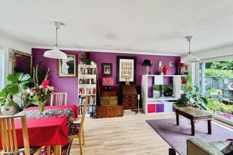 pbox-living_room-321662.jpg