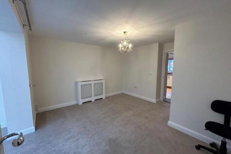 Through Lounge/Dining Room