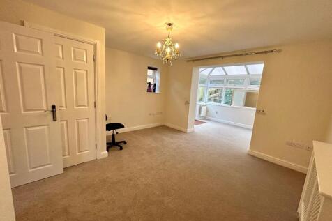 Through Lounge/Dining Room