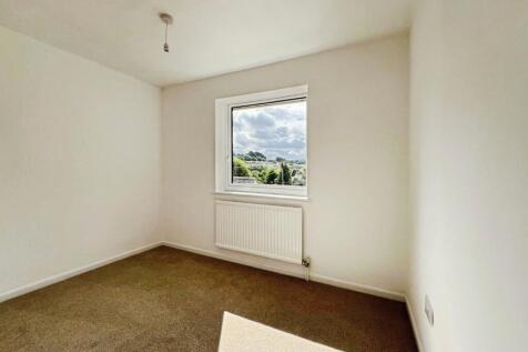 pbox-bedroom-322898.jpg
