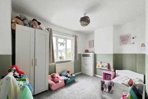 pbox-bedroom-326495.jpg