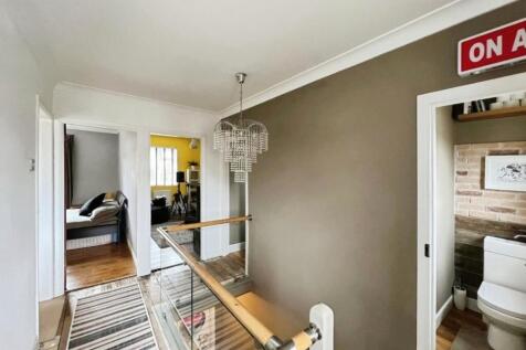 pbox-living_room-328568.jpg