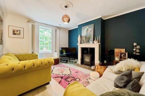 pbox-living_room-331082.jpg