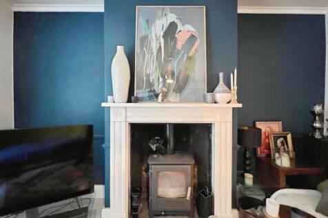 pbox-living_room-331082.jpg