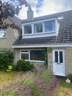 3 Churchhill Way - Front Photo.JPG