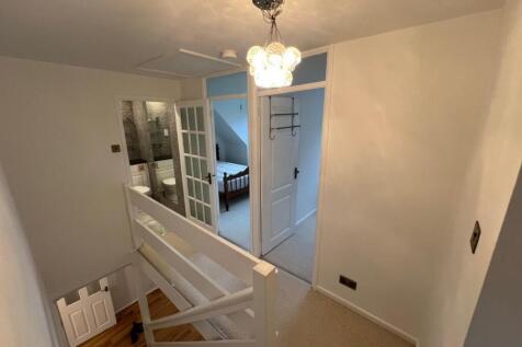 3 Churchhill Way - Landing.jpg