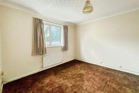pbox-bedroom-329903.jpg