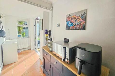 pbox-kitchen-340273.JPG