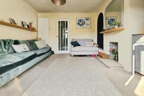 pbox-living_room-340273.JPG