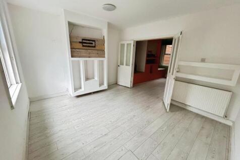 pbox-bedroom-342203.jpg