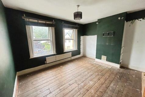 pbox-bedroom-342203.jpg
