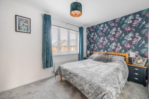 Barley Close - Bedroom 3..jpg