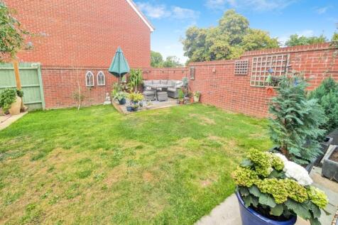 pbox-garden-326460.jpg