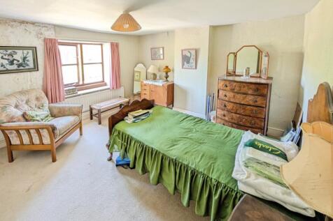 pbox-bedroom-322449.jpg