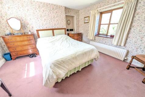pbox-bedroom-322449.jpg