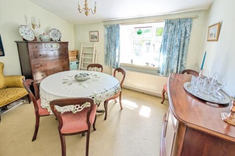 pbox-dining_room-322449.jpg