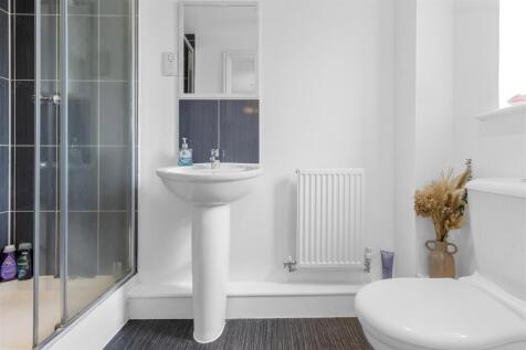 Ensuite Shower Room