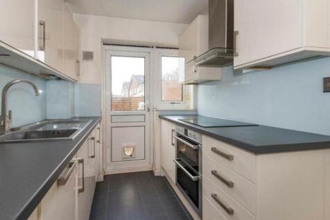 3 Clare Way - 5.jpg