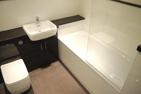 bathroom - 2.jpg