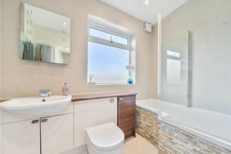 42 Orchard Close - 5.jpg