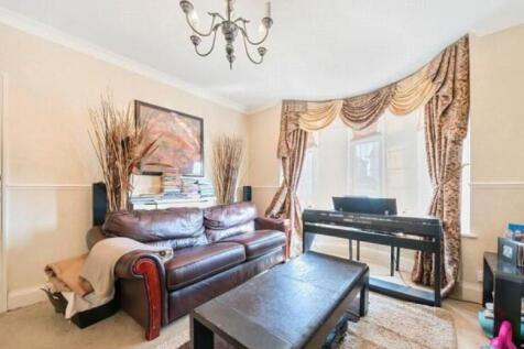 42 Orchard Close - 12.jpg