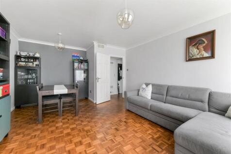 FRESHMOUNT GARDENS (19).jpg