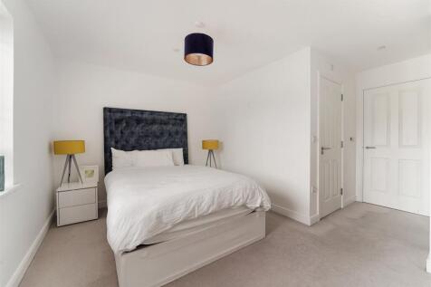 CERES CRESCENT, MINERVA HOUSE (15).jpg