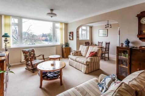Sandown-Lodge-14.jpg