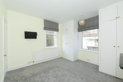 (Rightmove) 12.jpg