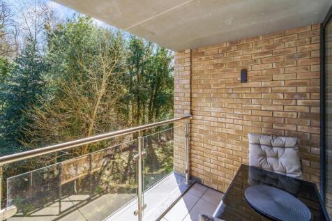 GARLAND HOUSE - 11.jpg