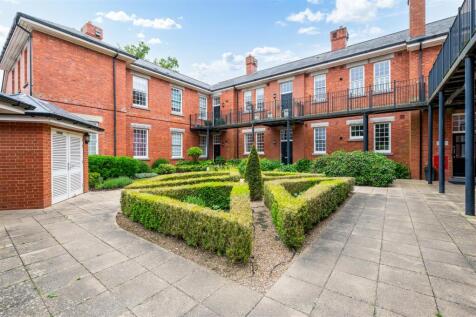 PARKLANDS COURT -14.jpg
