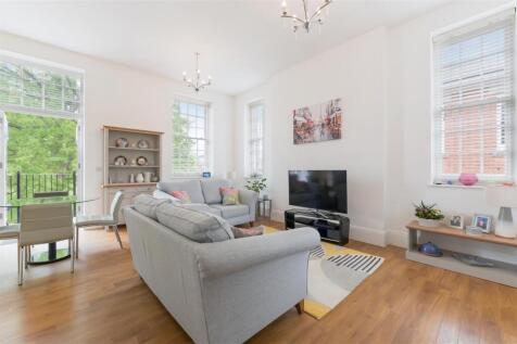 PARKLANDS COURT -1.jpg