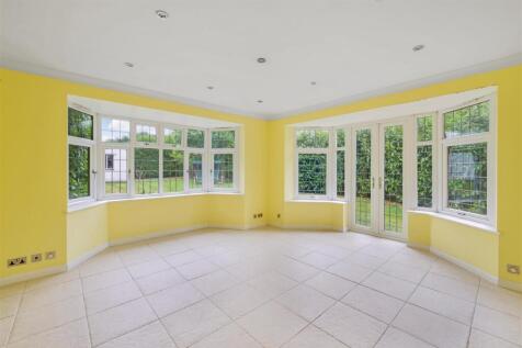 WOODCOTE HURST, 19-56.jpg