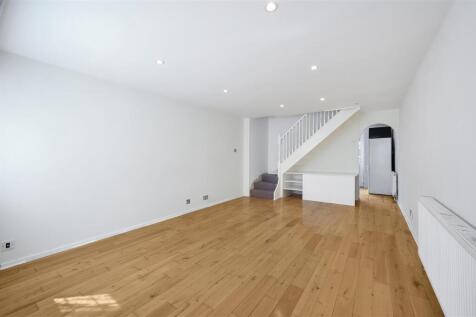 UPPER HIGH STREET, -3.jpg