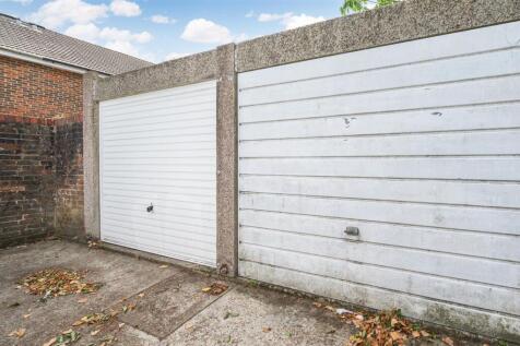 UPPER HIGH STREET, -32.jpg