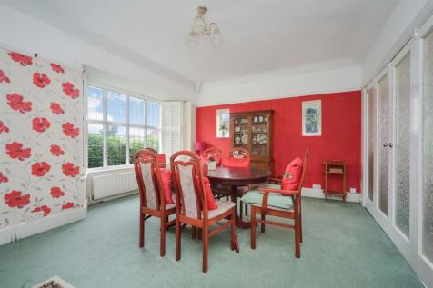 Whitehorse Drive 01.jpg