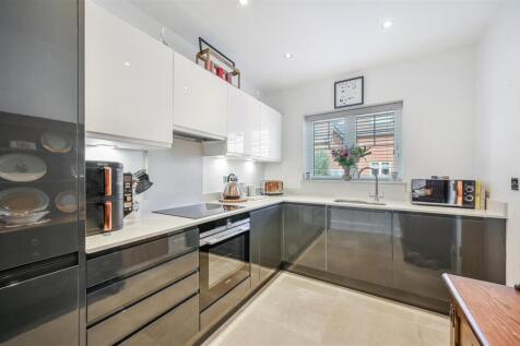 OSBORNE CLOSE-1.jpg