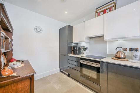 OSBORNE CLOSE-5.jpg
