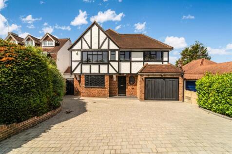 RUDEN WAY, (EXTRAS)-116.jpg