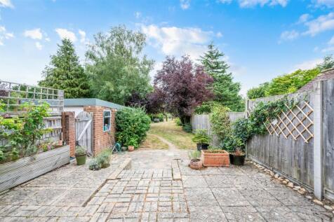 LOWER HILL ROAD -16.jpg
