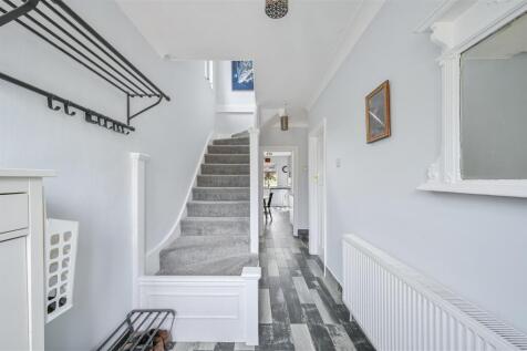 LOWER HILL ROAD -10.jpg