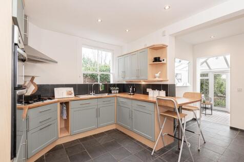 (Rightmove) 12.jpg