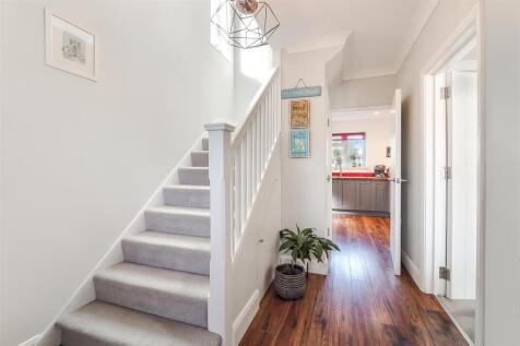 NORTH VIEW CRESCENT (12).jpg
