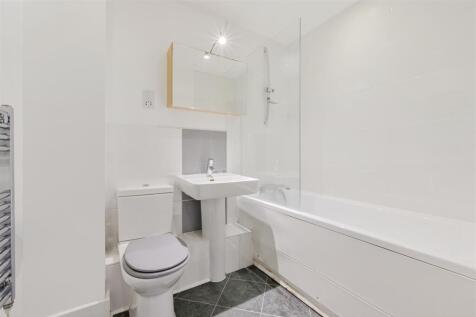 CAPITOL SQUARE (2).jpg