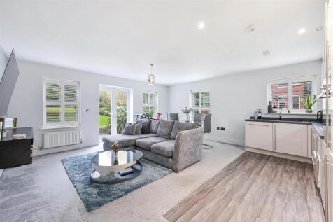 CHAUCER COURT (5).jpg