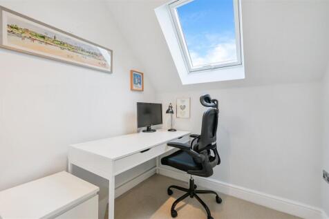 OSPREY DRIVE (11).jpg