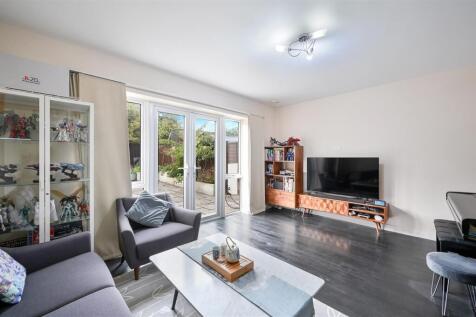 REDWOOD DRIVE,  (1).jpg