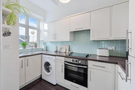 WOODCOTE HALL (5).jpg