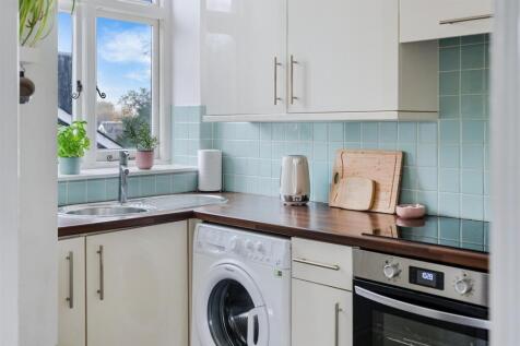 WOODCOTE HALL (11).jpg