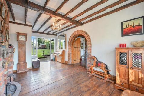 LONGDOWN LANE,  (6).jpg